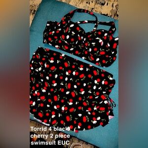 Torrid 4 black cherry 2 piece swimsuit